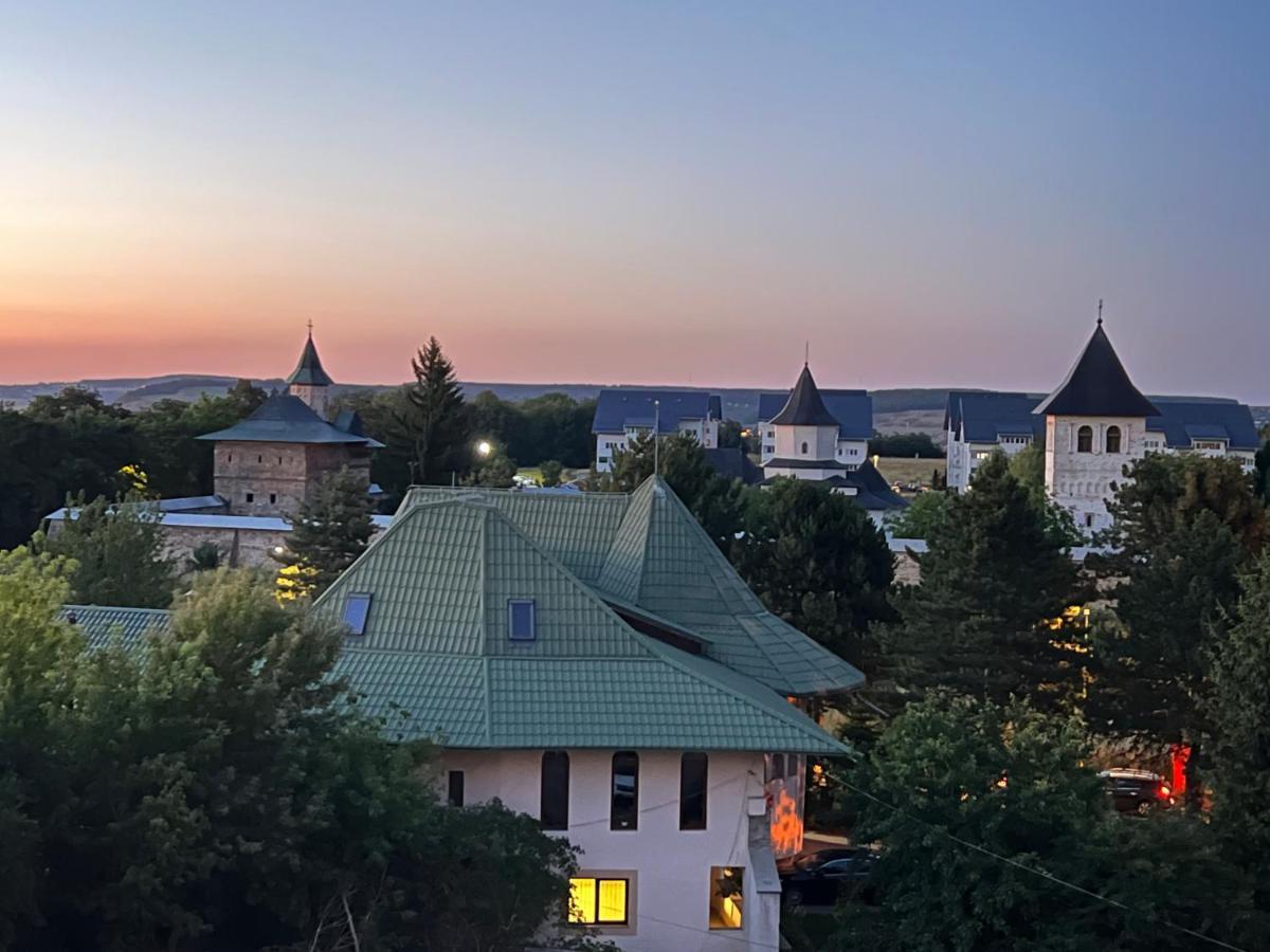Altheda Living Zamca Daire Suceava Dış mekan fotoğraf
